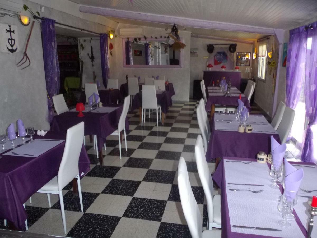 Auberge Des Garrigues Nîmes Buitenkant foto