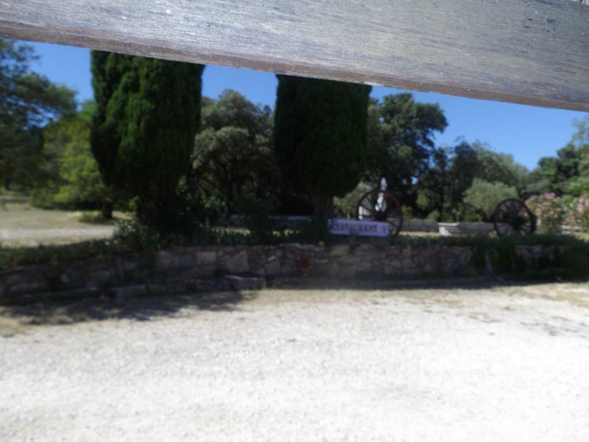 Auberge Des Garrigues Nîmes Buitenkant foto